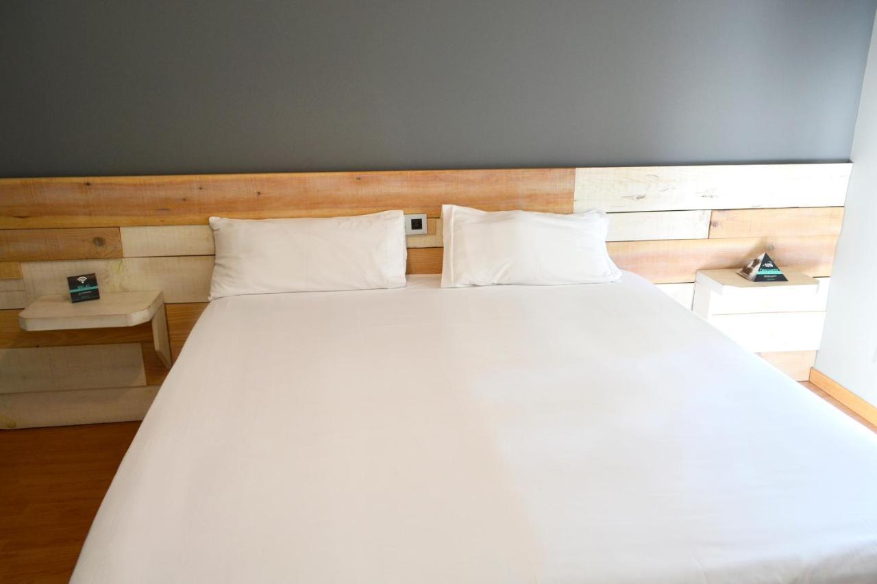 Hotel Alda Estacion ヴィーゴ エクステリア 写真